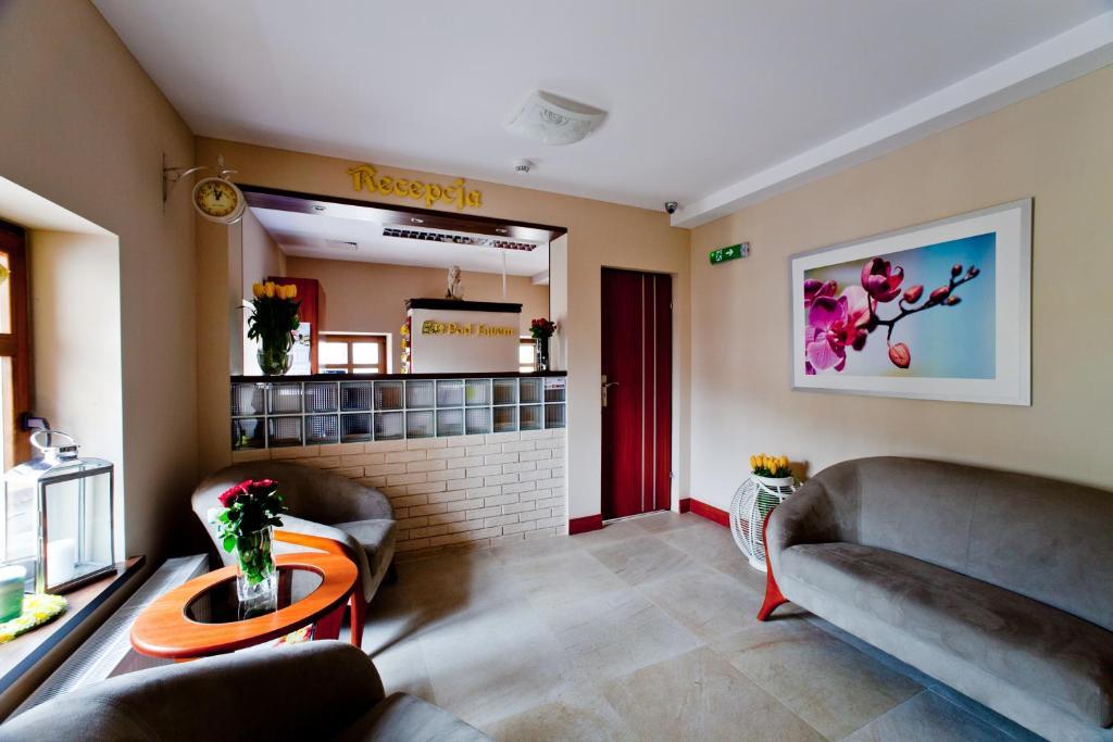 Apartamenty Pod Lwem Świdnica Buitenkant foto